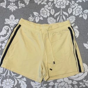 St. John’s Bay yellow shorts, large